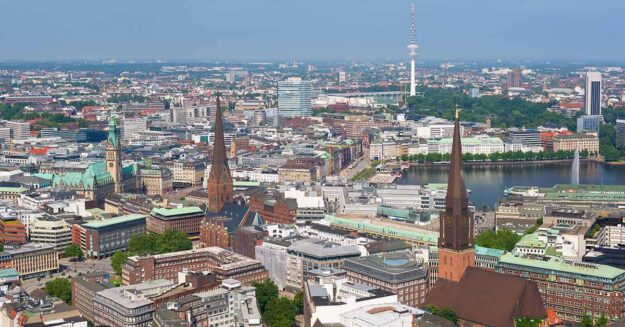 Panorama der Großstadt Berlin als Sinnbild für den Immobilienmarkt
